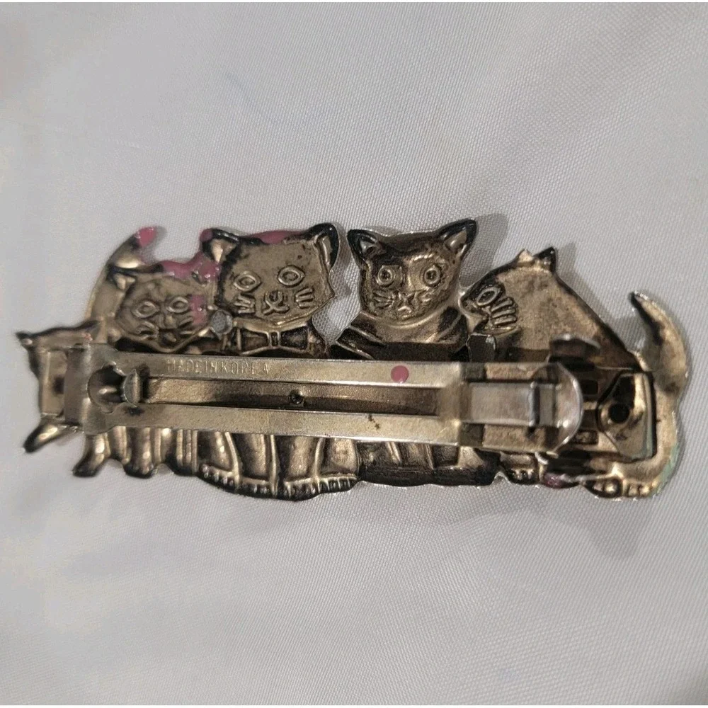 Cat Hair Clip Vintage Gold Colored‎ Kitty Retro